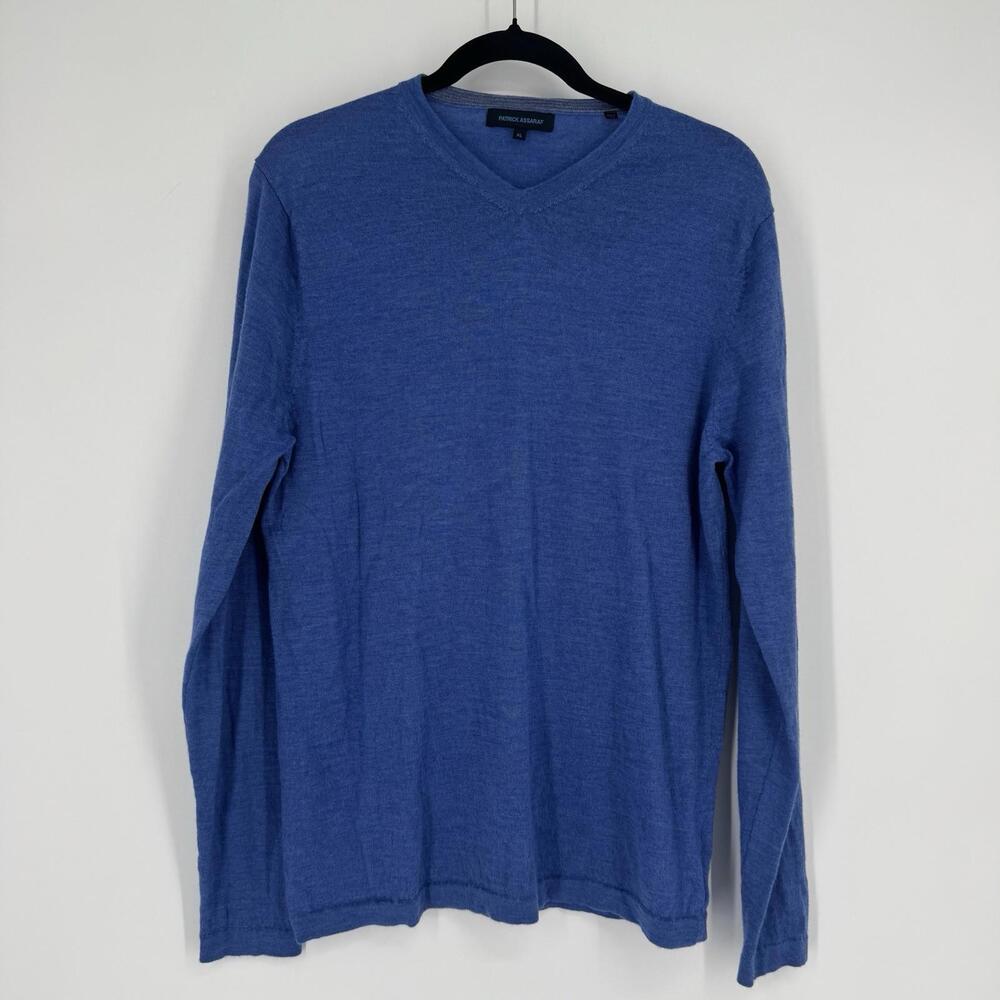 Patrick assaraf sweater  mens XL blue merino wool v-neck spring office business